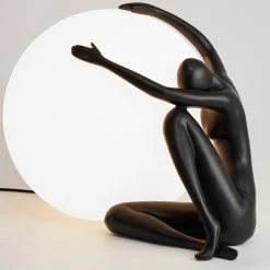 Les meilleures critiques de ❤️ Magneticland Lampe Sphère Sculpture Etreinte Noire Collection INTERIOR ⌛